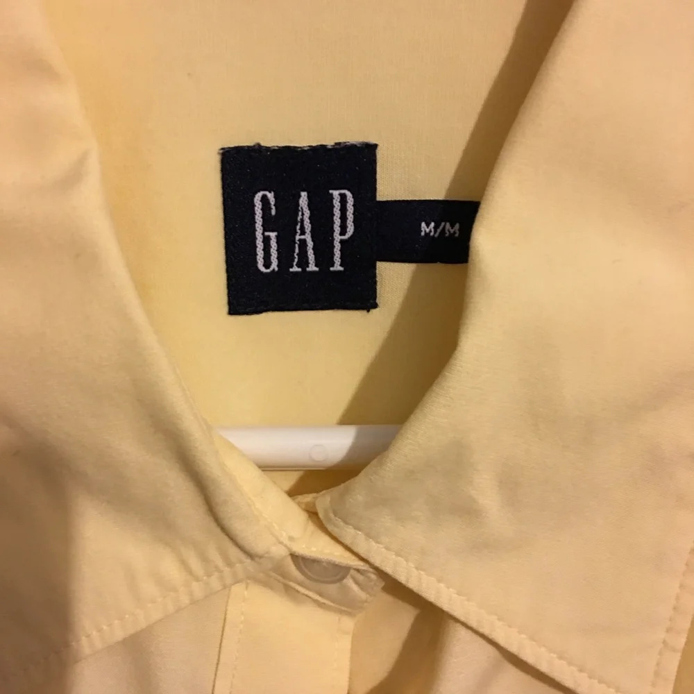 The Gap Yellow long sleeve vintage dress shirt - Picture 2 of 4